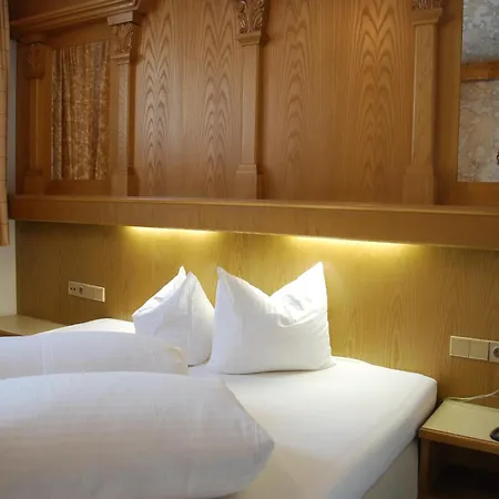 Hotel Alpenhotel Regina 4*