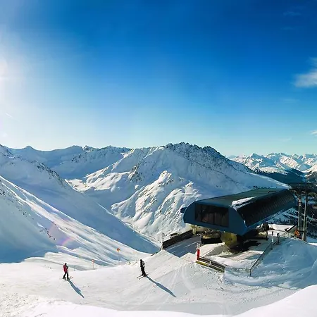 Alpenhotel Regina 4* Nauders