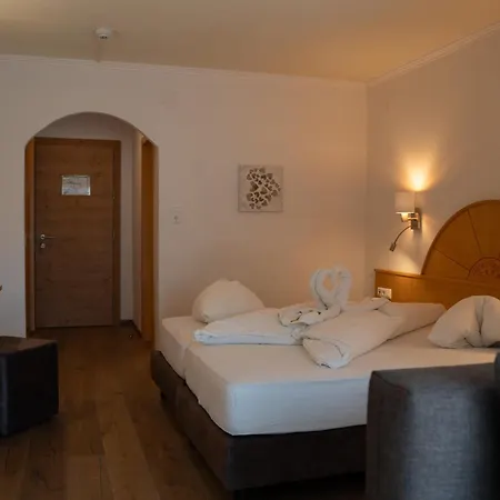 Alpenhotel Regina Szálloda