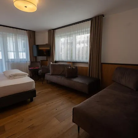 Alpenhotel Regina Hotel Nauders