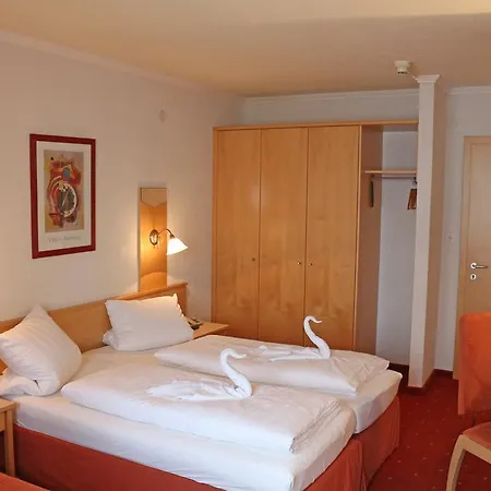 Hotel Alpenhotel Regina 4*