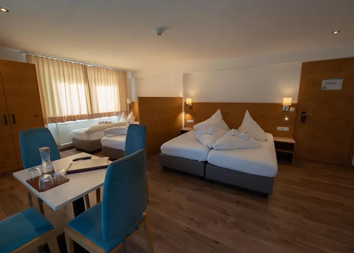 Hotel Alpenhotel Regina 4*