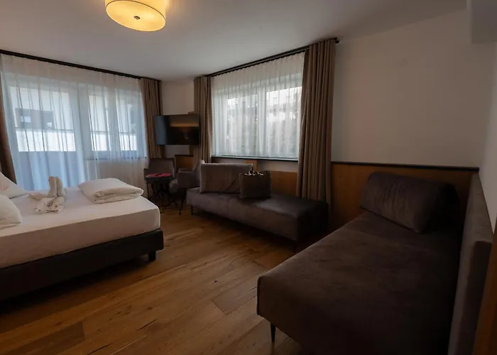 Alpenhotel Regina Hotel Nauders