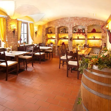 Alpenhotel Regina נאודרס