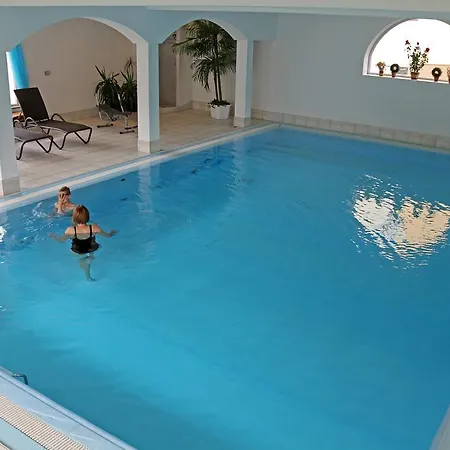 Alpenhotel Regina נאודרס