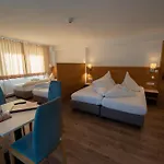 Hotel Alpenhotel Regina 4*